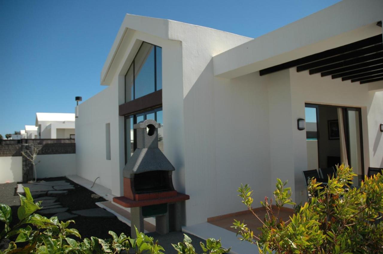 Ereza Villas Las Buganvillas Playa Blanca  Room photo